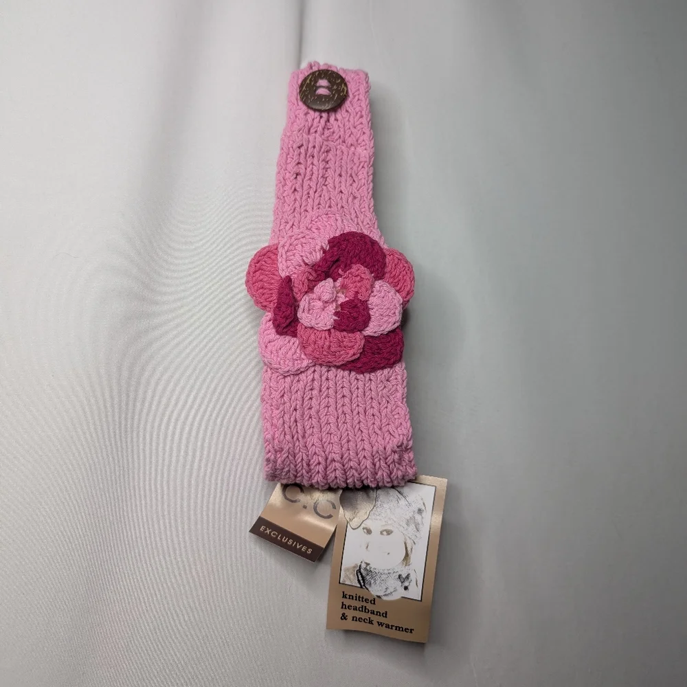 New C.C Cheveux Corp Womens Light Pink Knitted Ombre Flower Button Headband NWT